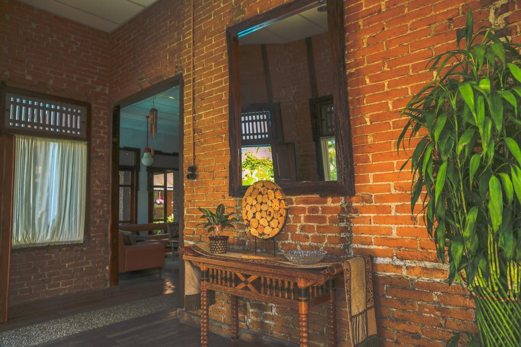 Rumah Pakankamih Bukittinggi Kültér fotó