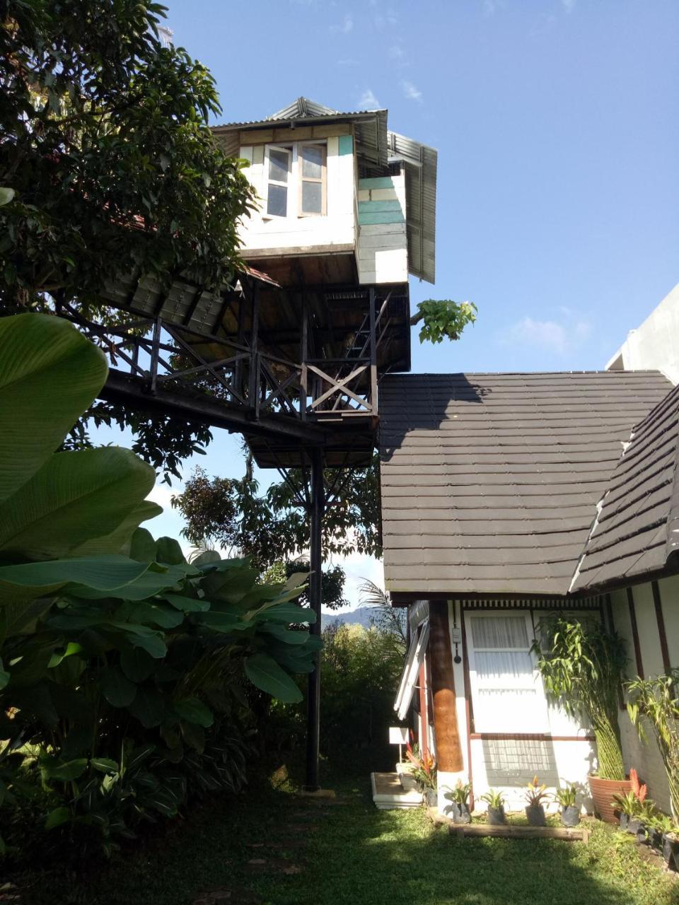 Rumah Pakankamih Bukittinggi Kültér fotó